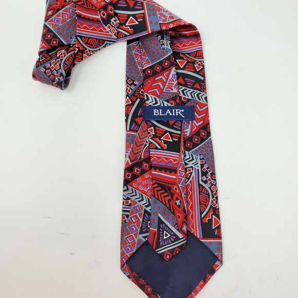Blair Mens Necktie Red Geometric Design 100% Silk - Picture 3 of 4